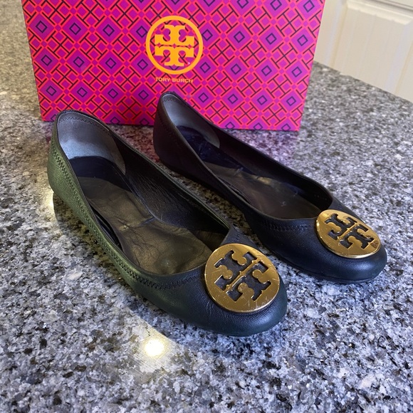 Tory Burch Black Flat - Picture 2 of 9